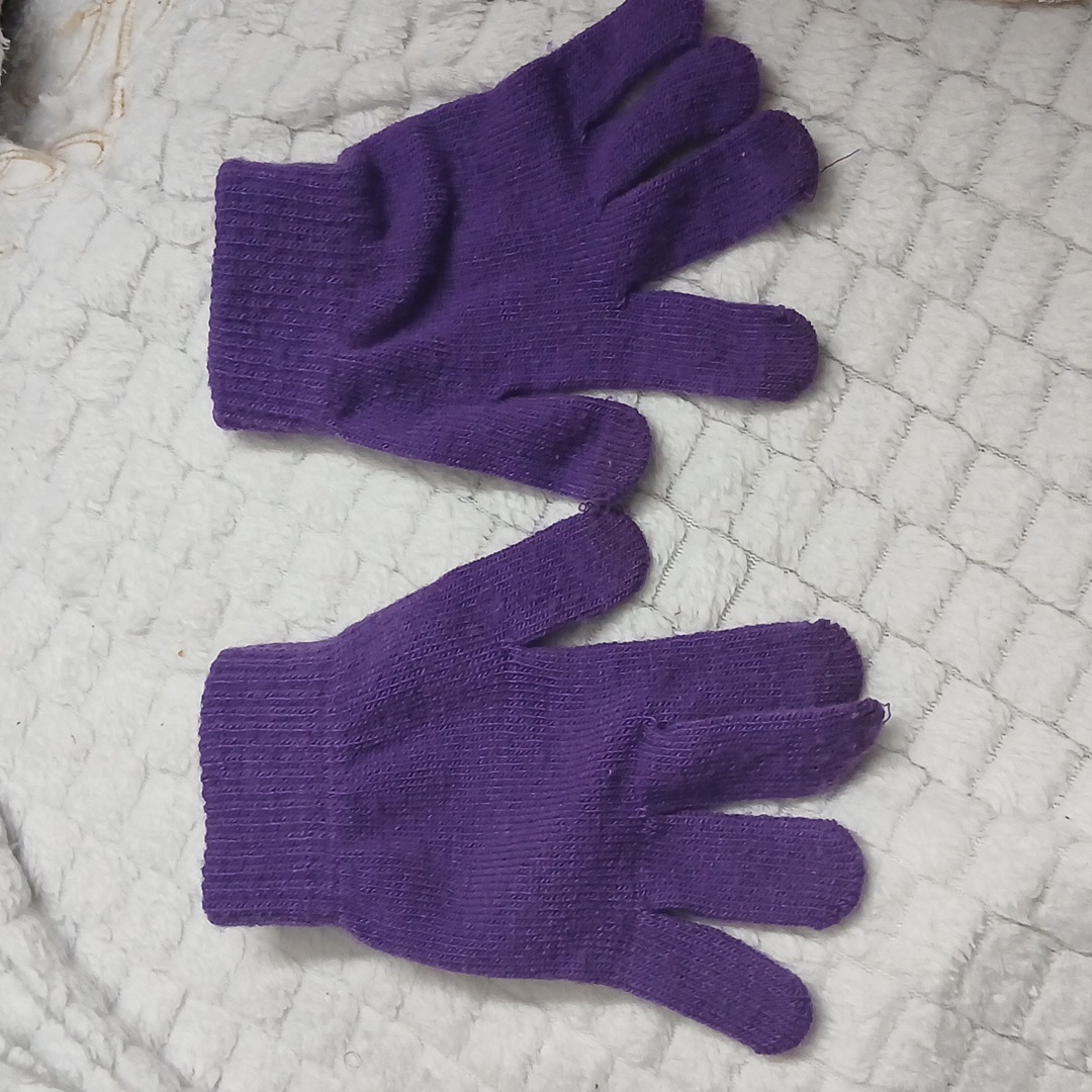 Purple Knit Gloves Girls